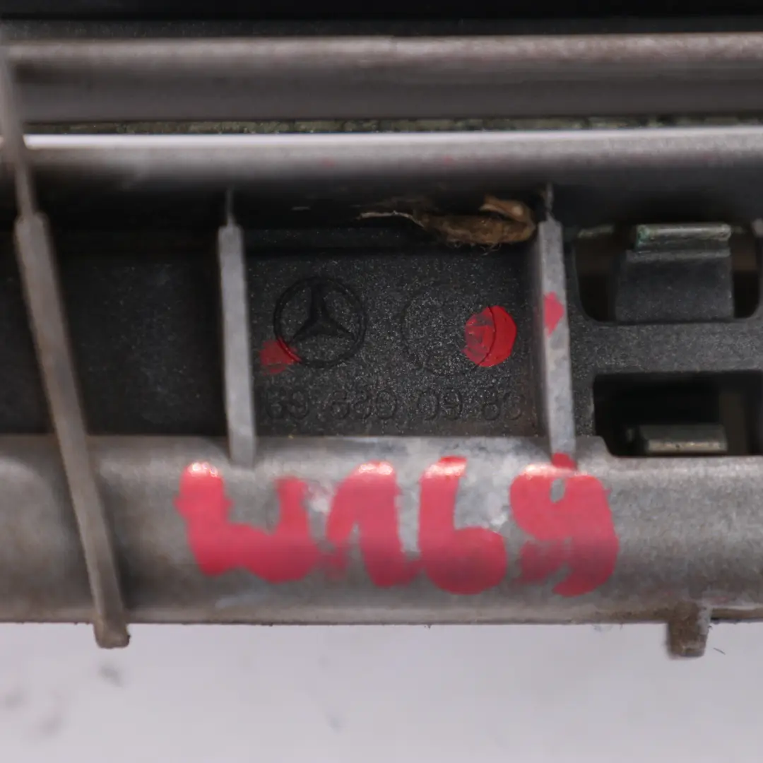 anteriore Radiatore Paraurti Griglia Copri Pannello per Mercedes W169 con numero di parte A1698800983 Mercedes W169 anteriore Radiatore Paraurti Griglia Copri Pannello - SKU A1698800983 - Numero di parte A1698800983