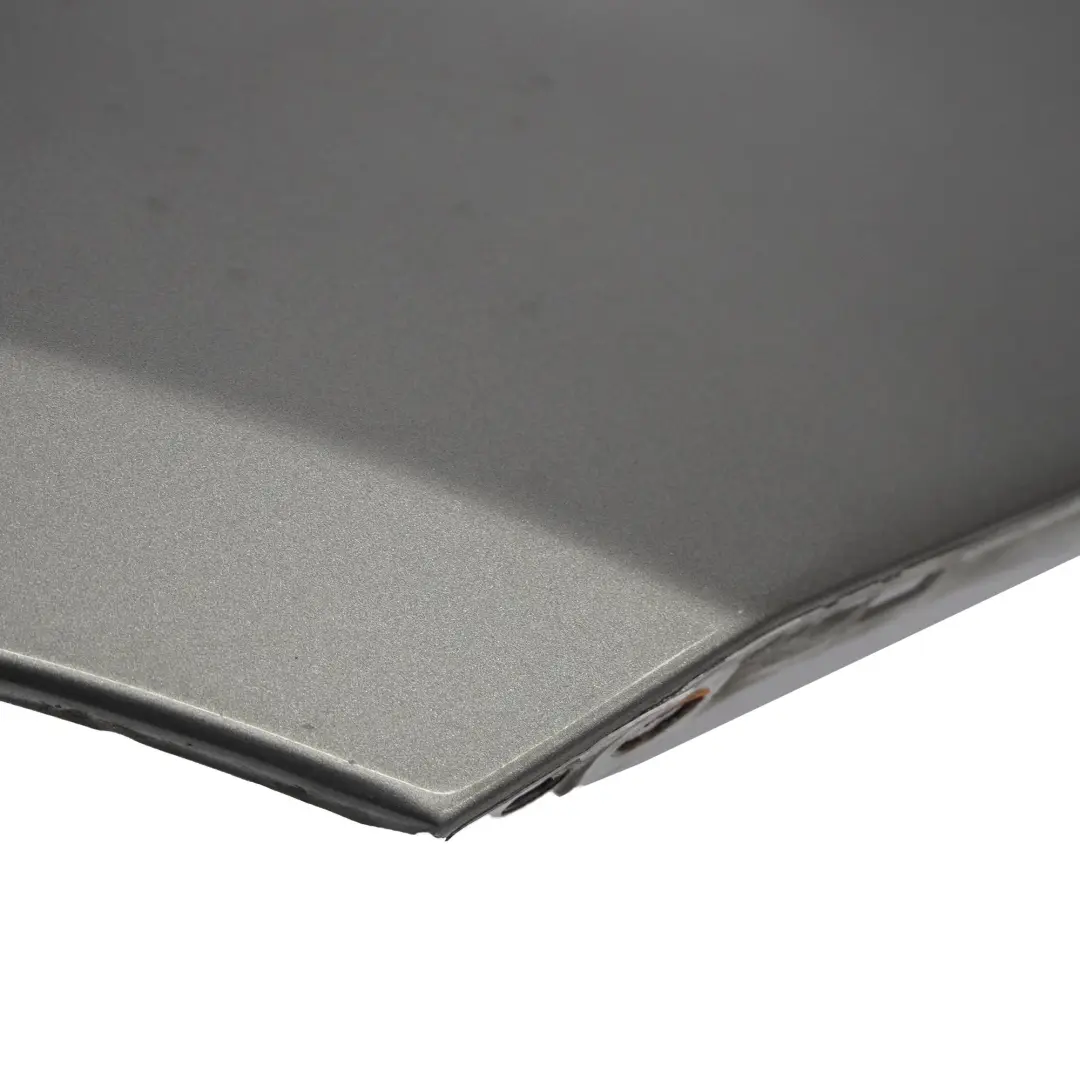 Panneau latéral aile avant droite Comet Grey Metallic - 748 pour Mercedes W245 à propos du numéro de pièce A1698801018 Mercedes W245 Panneau latéral aile avant droite Comet Grey Metallic - 748 - SKU A1698801018-KMG1 - Numéro de pièce A1698801018