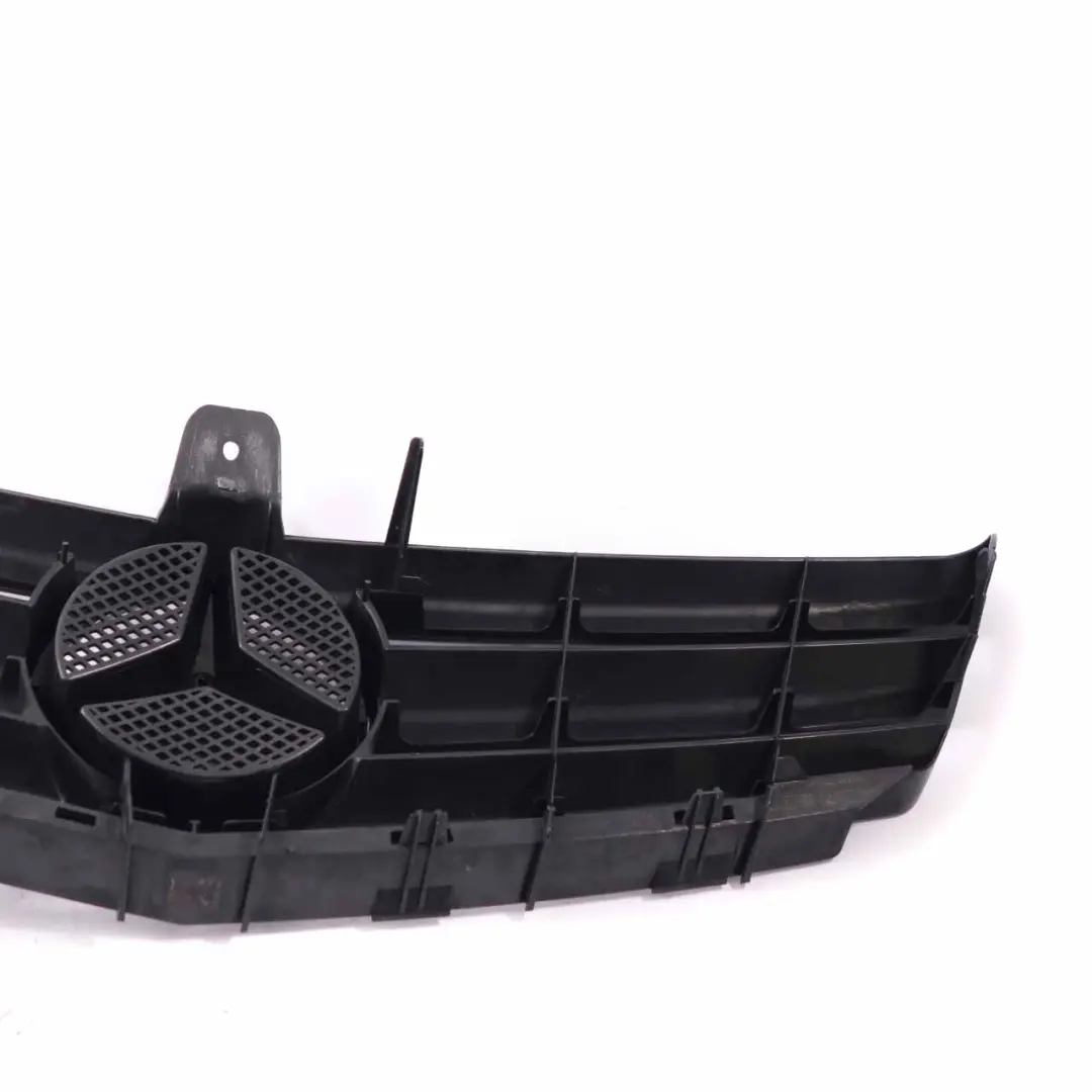  Mercedes-Benz Classe A W169 Capot avant Grille de radiateur A1698881260 - SKU A1698801583 - Numéro de pièce A1698801583