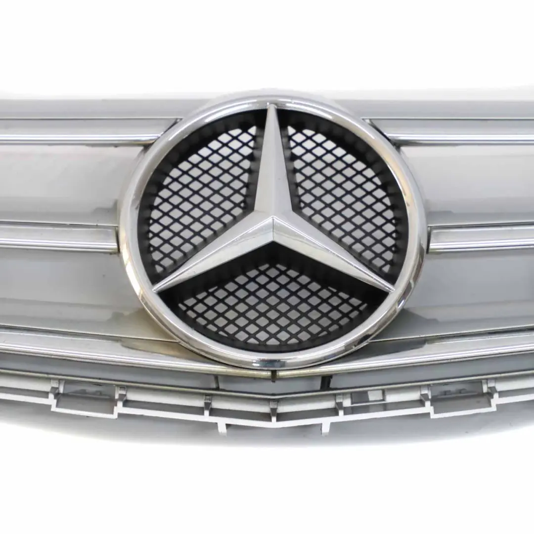 Grill Atrapa Zderzaka do Mercedes W169 o numerze A1698801683 Mercedes W169 Grill Atrapa Zderzaka - SKU A1698801683-1 - Numer Części A1698801683