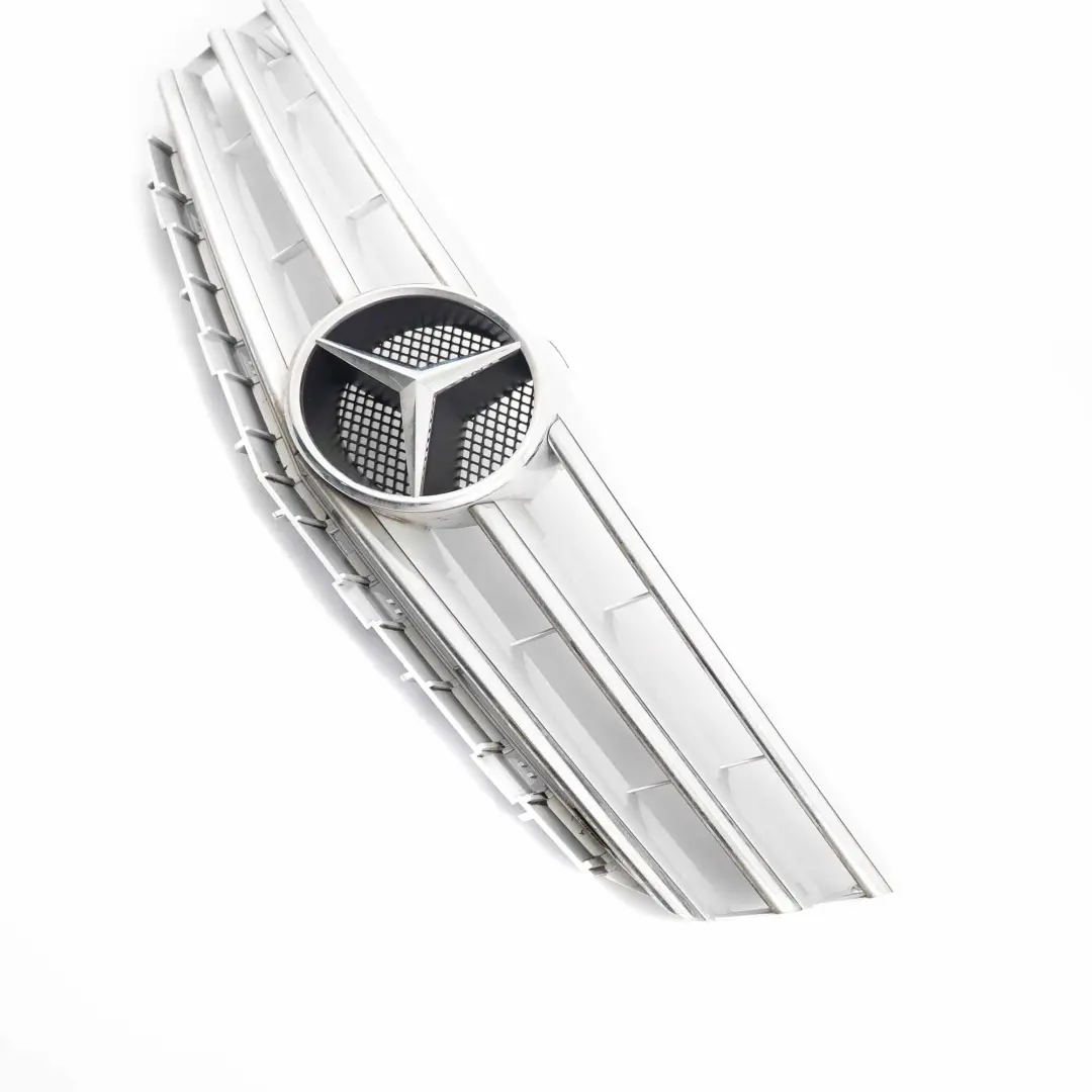 Grill Atrapa Przód do Mercedes W169 o numerze A1698801783 Mercedes W169 Grill Atrapa Przód - SKU A1698801783 - Numer Części A1698801783