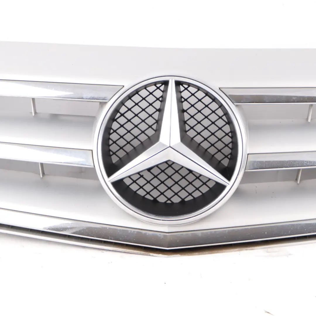Mercedes W245 Capot Avant Radiateur Grille Panneau Garniture Argenté Chromé - SKU A1698802183 - Numéro de pièce A1698802183