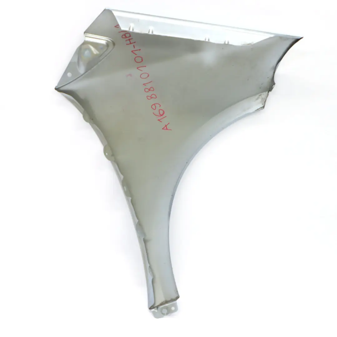 Panel Lateral Delantero Izquierdo Guardabarros Horizon Blue - 391 para Mercedes W169 con número de pieza A1698810101 Mercedes W169 Panel Lateral Delantero Izquierdo Guardabarros Horizon Blue - 391 - SKU A1698810101-HBL1 - Número de pieza A1698810101