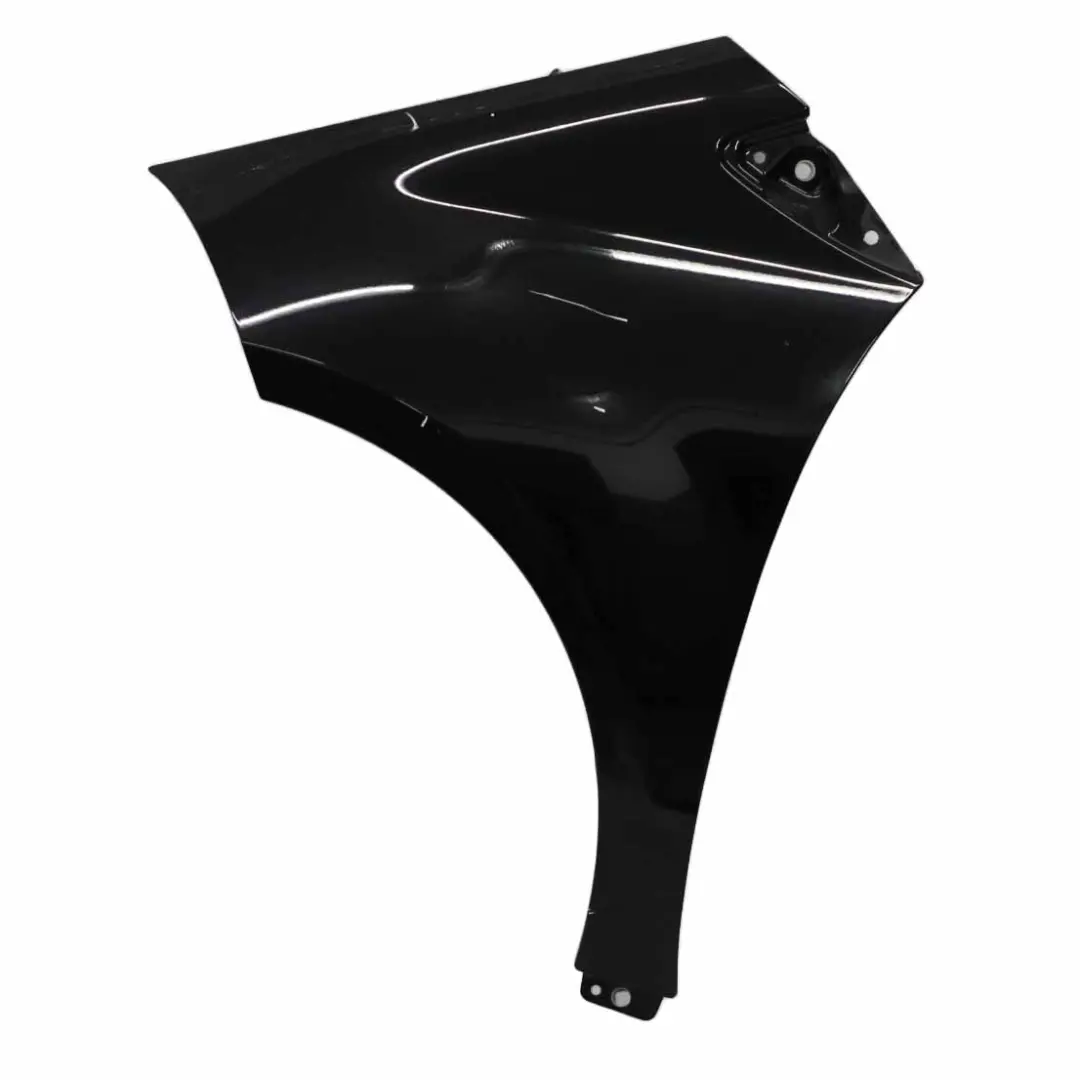 Seitenwand vorne links Kotflügelabdeckung Kosmos Schwarz - 191 für Mercedes W169 mit Teilenummer A1698810101 Mercedes W169 Seitenwand vorne links Kotflügelabdeckung Kosmos Schwarz - 191 - SKU A1698810101-KB2 - Teilenummer A1698810101