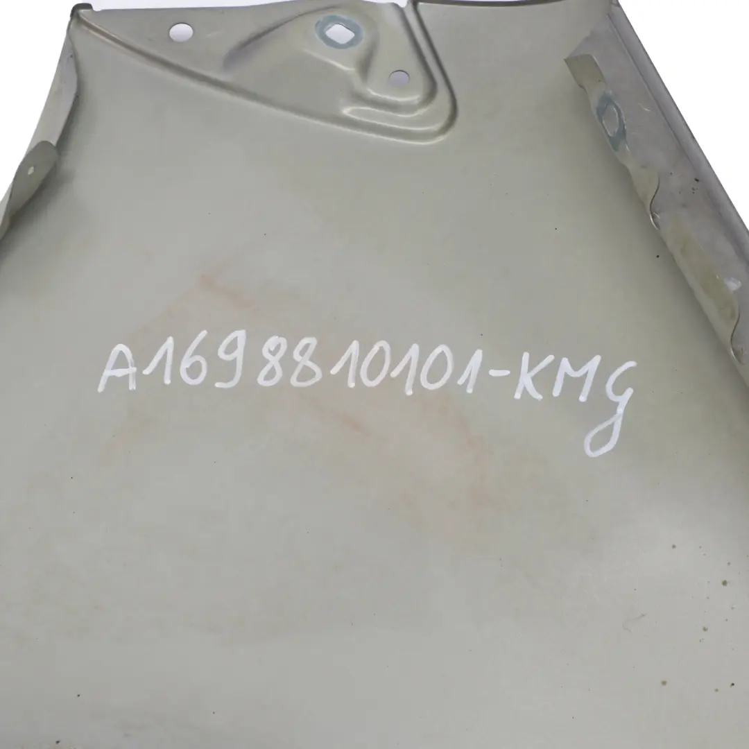 Panneau latéral avant gauche Aile Gris Comète Métallisé - 748 pour Mercedes W169 à propos du numéro de pièce A1698810101 Mercedes W169 Panneau latéral avant gauche Aile Gris Comète Métallisé - 748 - SKU A1698810101-KMG - Numéro de pièce A1698810101