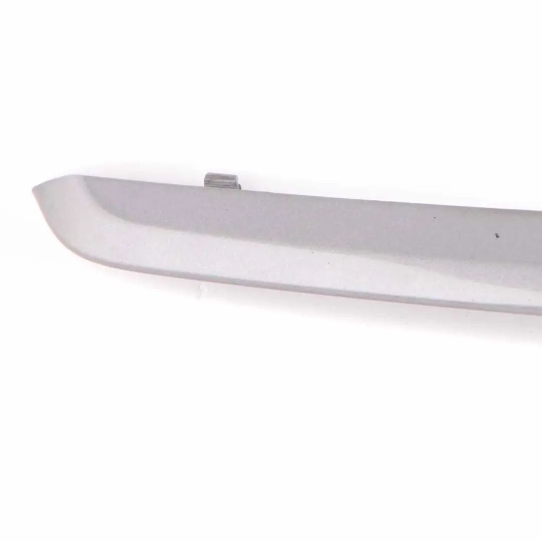 Embellecedor parachoques delantero Mercedes W169 Tapa central para con número de pieza A1698850324 Embellecedor parachoques delantero Mercedes W169 Tapa central - SKU A1698850324 - Número de pieza A1698850324