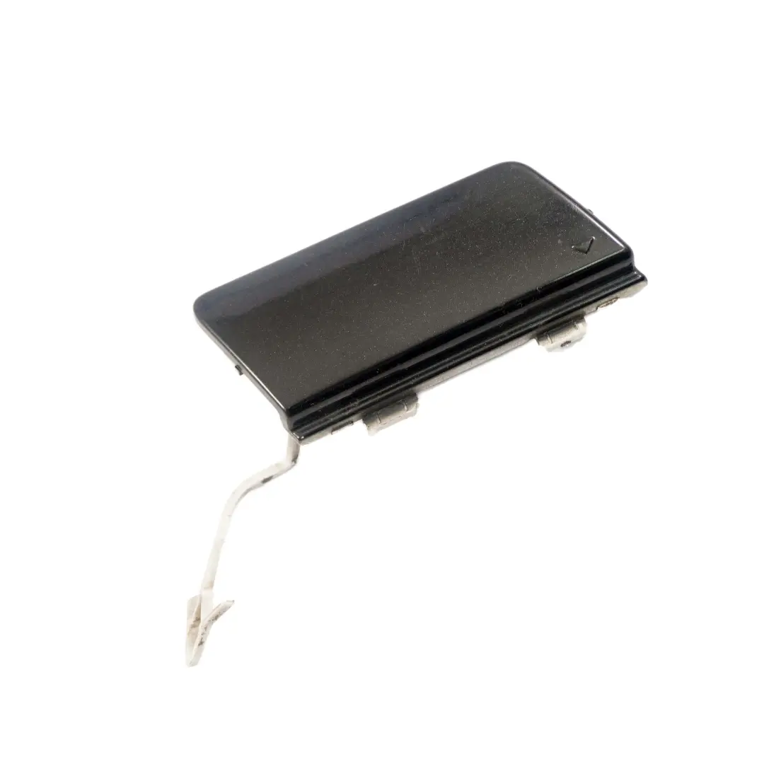 Capuchon crochet de remorquage du pare-chocs avant Kosmos Noir 191 pour Mercedes W169 à propos du numéro de pièce A1698850381 Mercedes W169 Capuchon crochet de remorquage du pare-chocs avant Kosmos Noir 191 - SKU A1698850381-KB - Numéro de pièce A1698850381