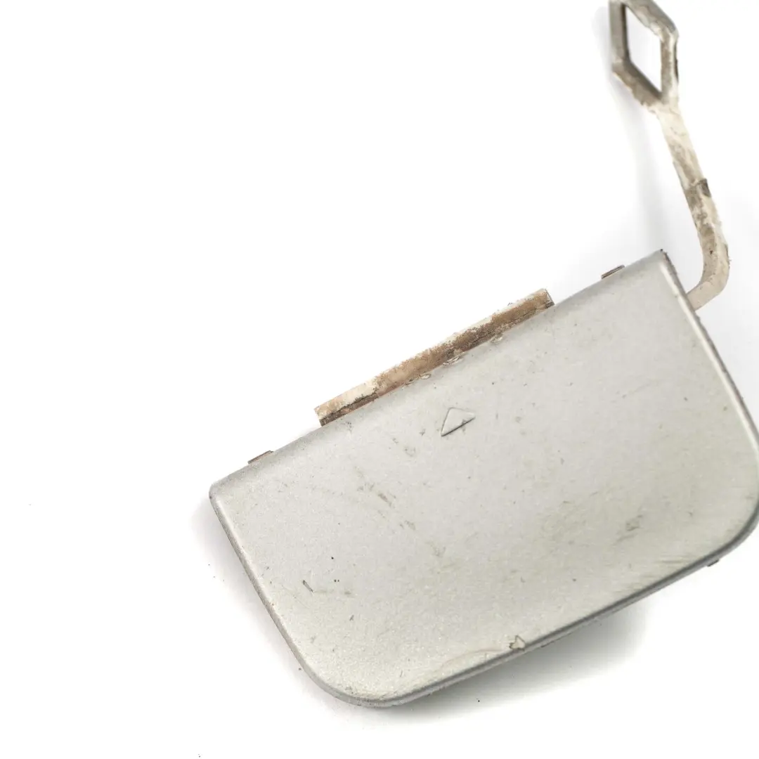 Capuchon D'Oeillet Remorquage Avant Argent Polaire pour Mercedes A W169 à propos du numéro de pièce A1698850581 Mercedes A W169 Capuchon D'Oeillet Remorquage Avant Argent Polaire - SKU A1698850581-PS - Numéro de pièce A1698850581