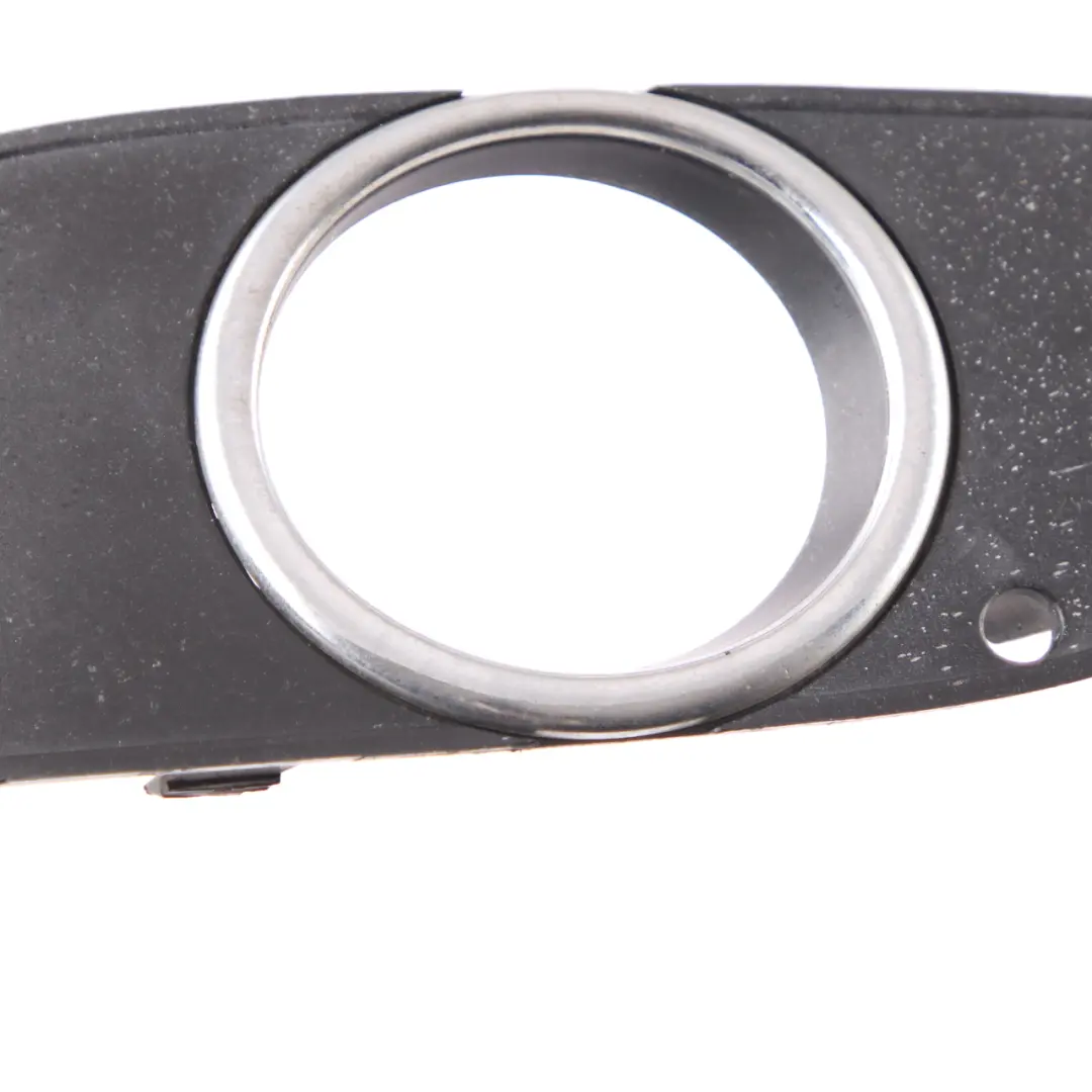 Parachoques Delantero Antiniebla Cubierta Izquierda para Mercedes W245 con número de pieza A1698851122 Mercedes W245 Parachoques Delantero Antiniebla Cubierta Izquierda - SKU A1698851122 - Número de pieza A1698851122