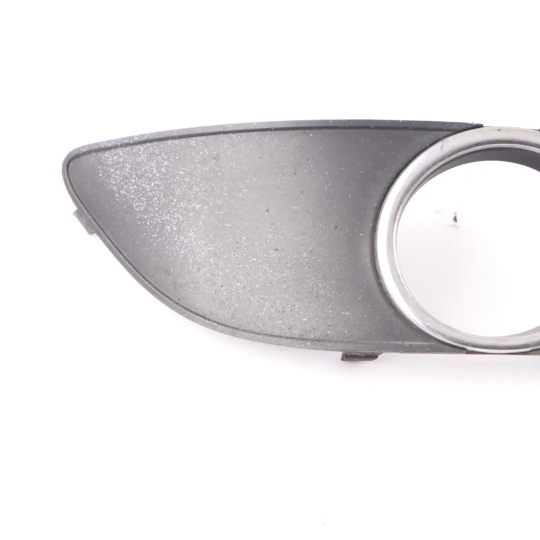 Mercedes-Benz B W245 La Grille De L'Air Feu Brouillard Cote Droit pour à propos du numéro de pièce A1698851222 Mercedes-Benz B W245 La Grille De L'Air Feu Brouillard Cote Droit - SKU A1698851222-1 - Numéro de pièce A1698851222