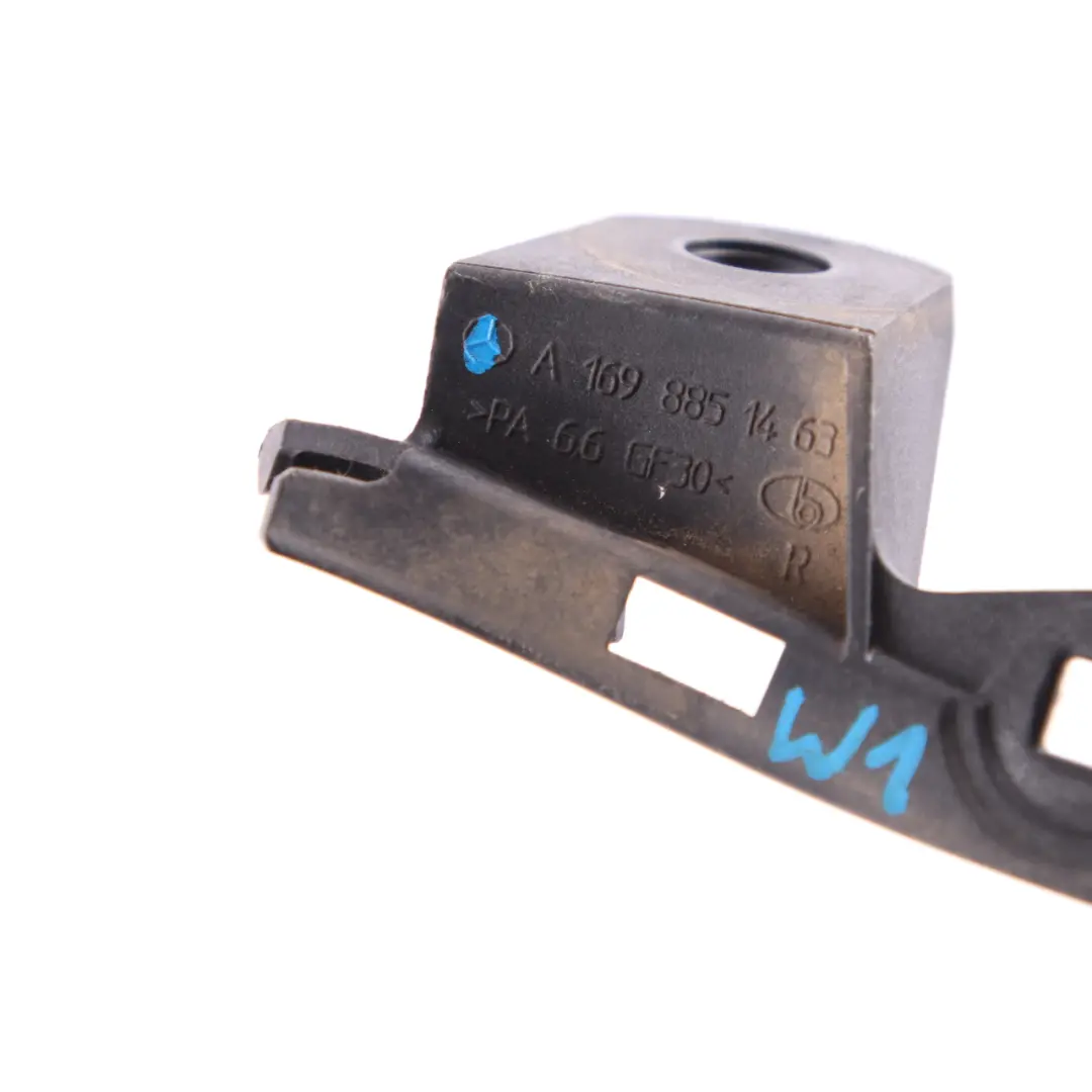 Parachoques Trasero Soporte Derecho Montaje Riel Trim para Mercedes W169 con número de pieza A1698851463 Mercedes W169 Parachoques Trasero Soporte Derecho Montaje Riel Trim - SKU A1698851463 - Número de pieza A1698851463