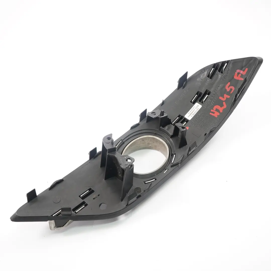 paraurti anteriore fendinebbia sinistra griglia per Mercedes W169 W245 con numero di parte A1698852922 Mercedes W169 W245 paraurti anteriore fendinebbia sinistra griglia - SKU A1698852922 - Numero di parte A1698852922