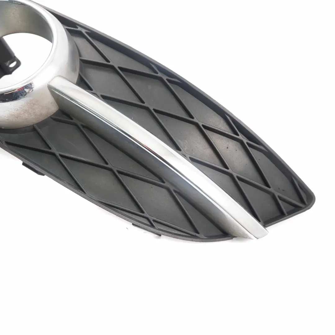 Mercedes-Benz W169 W245 Luftgitter Gitter Nebelscheinwerfer Links für mit Teilenummer A1698852922 Mercedes-Benz W169 W245 Luftgitter Gitter Nebelscheinwerfer Links - SKU A1698852922 - Teilenummer A1698852922
