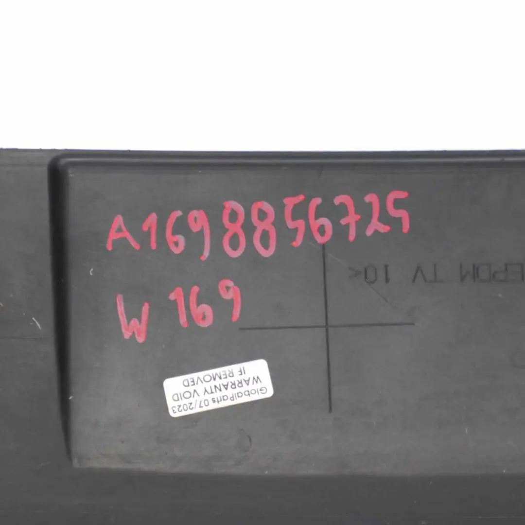 Pare-chocs Arrière Diffuseur Inférieur Cache Panneau pour Mercedes W169 à propos du numéro de pièce A1698856725 Mercedes W169 Pare-chocs Arrière Diffuseur Inférieur Cache Panneau - SKU A1698856725 - Numéro de pièce A1698856725