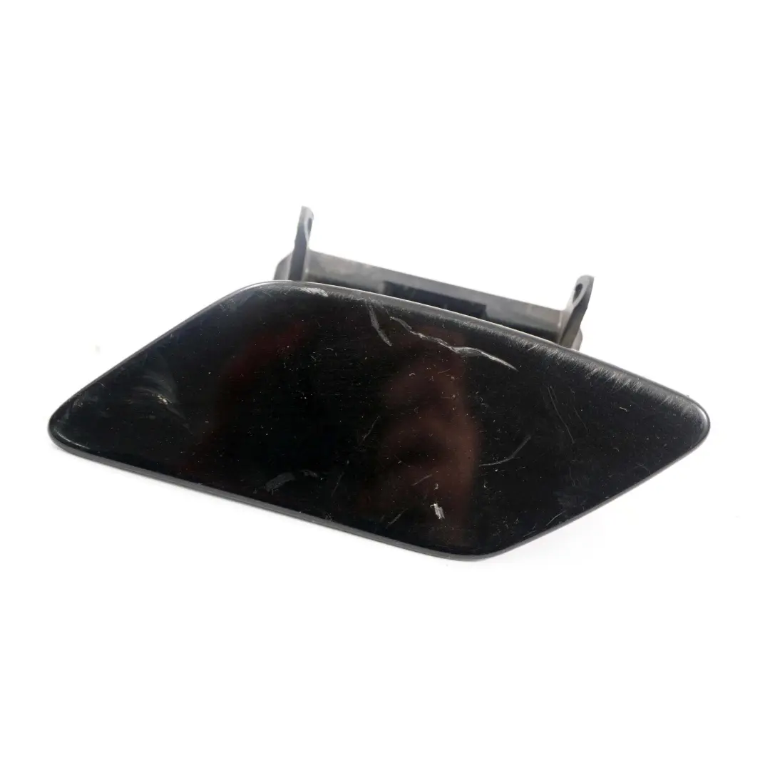 Osłona Spryskiwacza Zaślepka Lewa Czarna do Mercedes W169 o numerze A1698870325 Mercedes W169 Osłona Spryskiwacza Zaślepka Lewa Czarna - SKU A1698870325-KB - Numer Części A1698870325