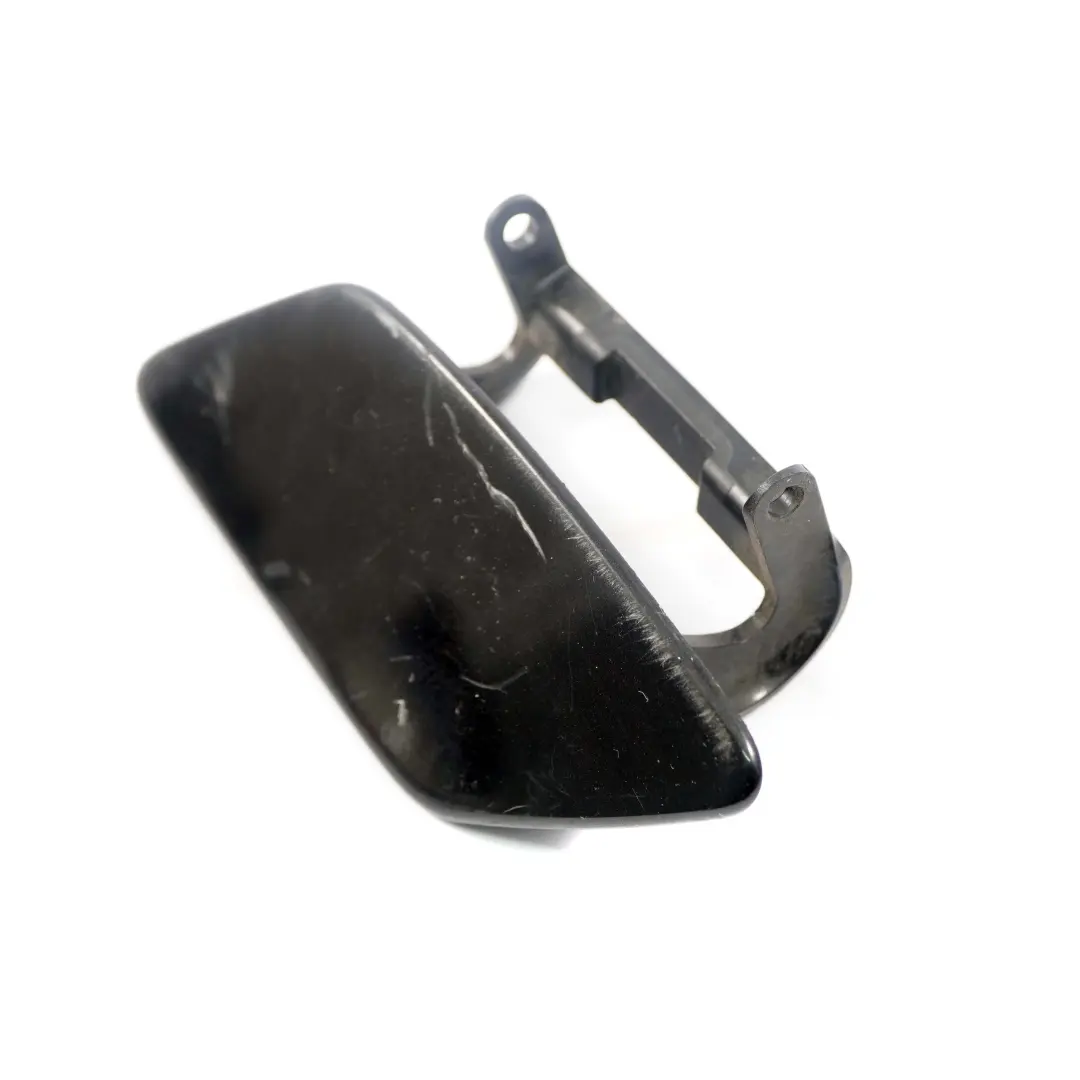 Copertura ugello spray sinistro N/S Kosmos Nero per Mercedes W169 con numero di parte A1698870325 Mercedes W169 Copertura ugello spray sinistro N/S Kosmos Nero - SKU A1698870325-KB - Numero di parte A1698870325