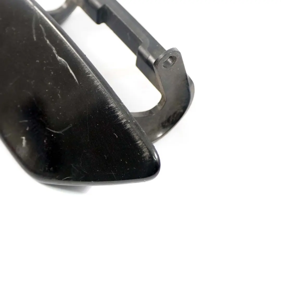 Osłona Spryskiwacza Zaślepka Lewa Czarna do Mercedes W169 o numerze A1698870325 Mercedes W169 Osłona Spryskiwacza Zaślepka Lewa Czarna - SKU A1698870325-KB - Numer Części A1698870325