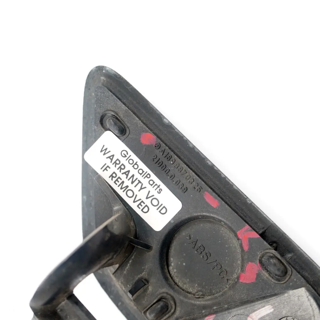Tapa Spray Boquilla Flap Izquierda Kosmos Negro para Mercedes W169 con número de pieza A1698870325 Mercedes W169 Tapa Spray Boquilla Flap Izquierda Kosmos Negro - SKU A1698870325-KB - Número de pieza A1698870325
