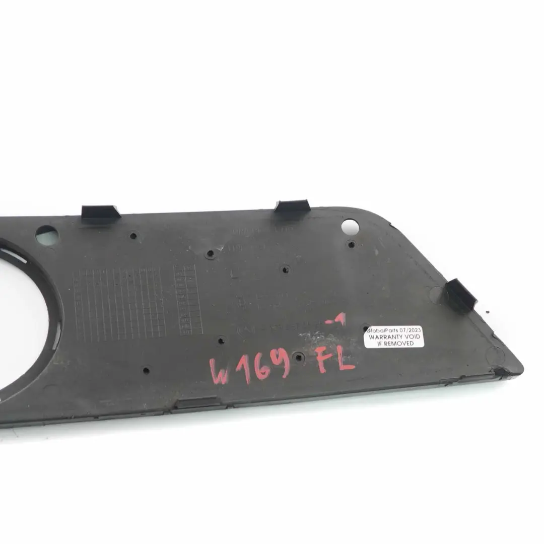 Phares antibrouillards pare-chocs avant couvercle lampe gauche pour Mercedes W169 à propos du numéro de pièce A1698870525 Mercedes W169 Phares antibrouillards pare-chocs avant couvercle lampe gauche - SKU A1698870525-1 - Numéro de pièce A1698870525