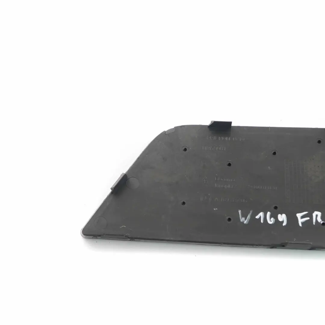 Mercedes W169 Pare-chocs avant Cache-feux antibrouillard Grille droite - SKU A1698870625 - Numéro de pièce A1698870625