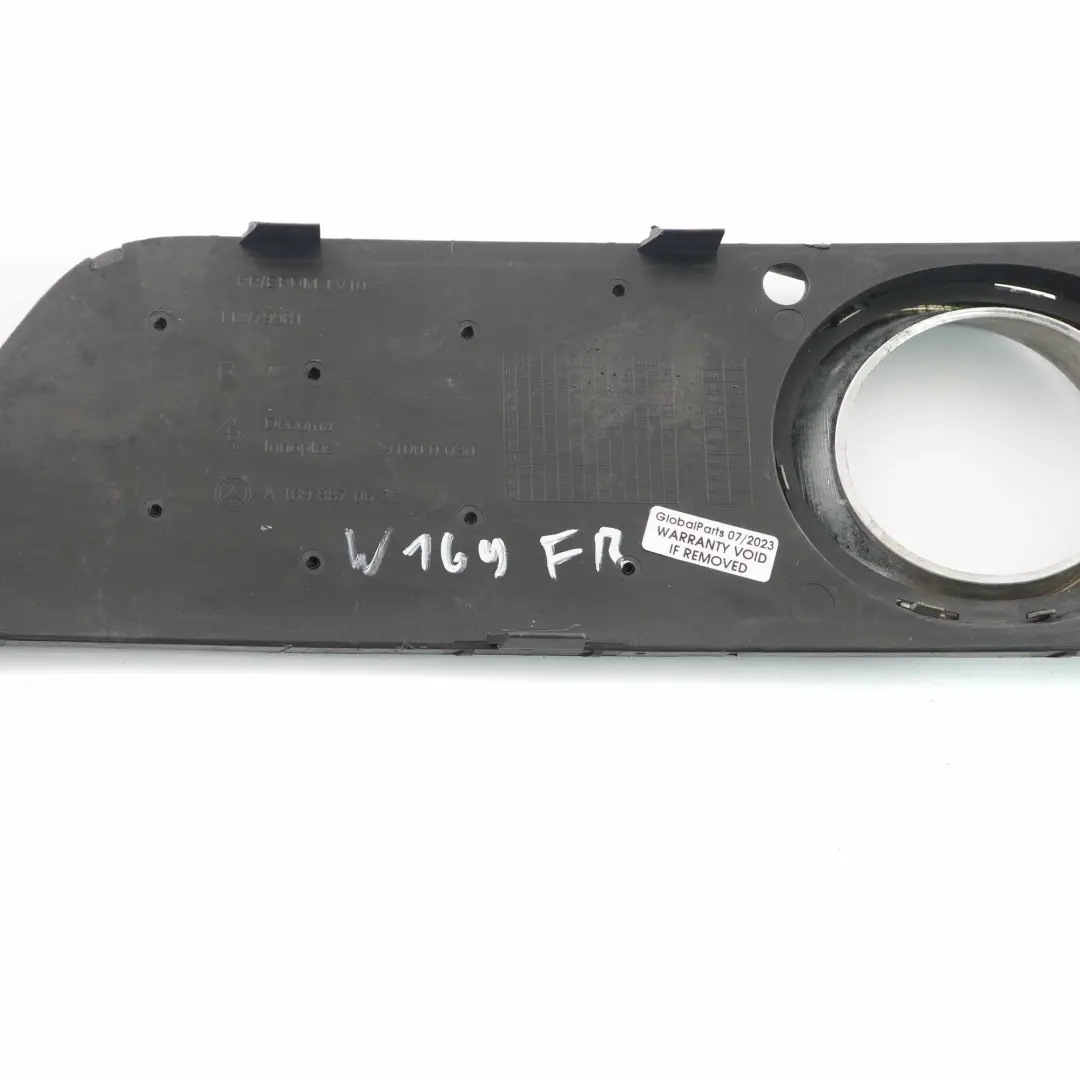 Pare-chocs avant Cache-feux antibrouillard Grille droite pour Mercedes W169 à propos du numéro de pièce A1698870625 Mercedes W169 Pare-chocs avant Cache-feux antibrouillard Grille droite - SKU A1698870625 - Numéro de pièce A1698870625