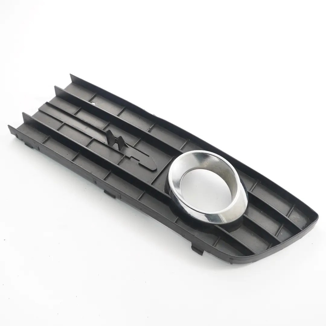 Mercedes W169 parachoques delantero antiniebla cubierta izquierda - SKU A1698871125 - Número de pieza A1698871125