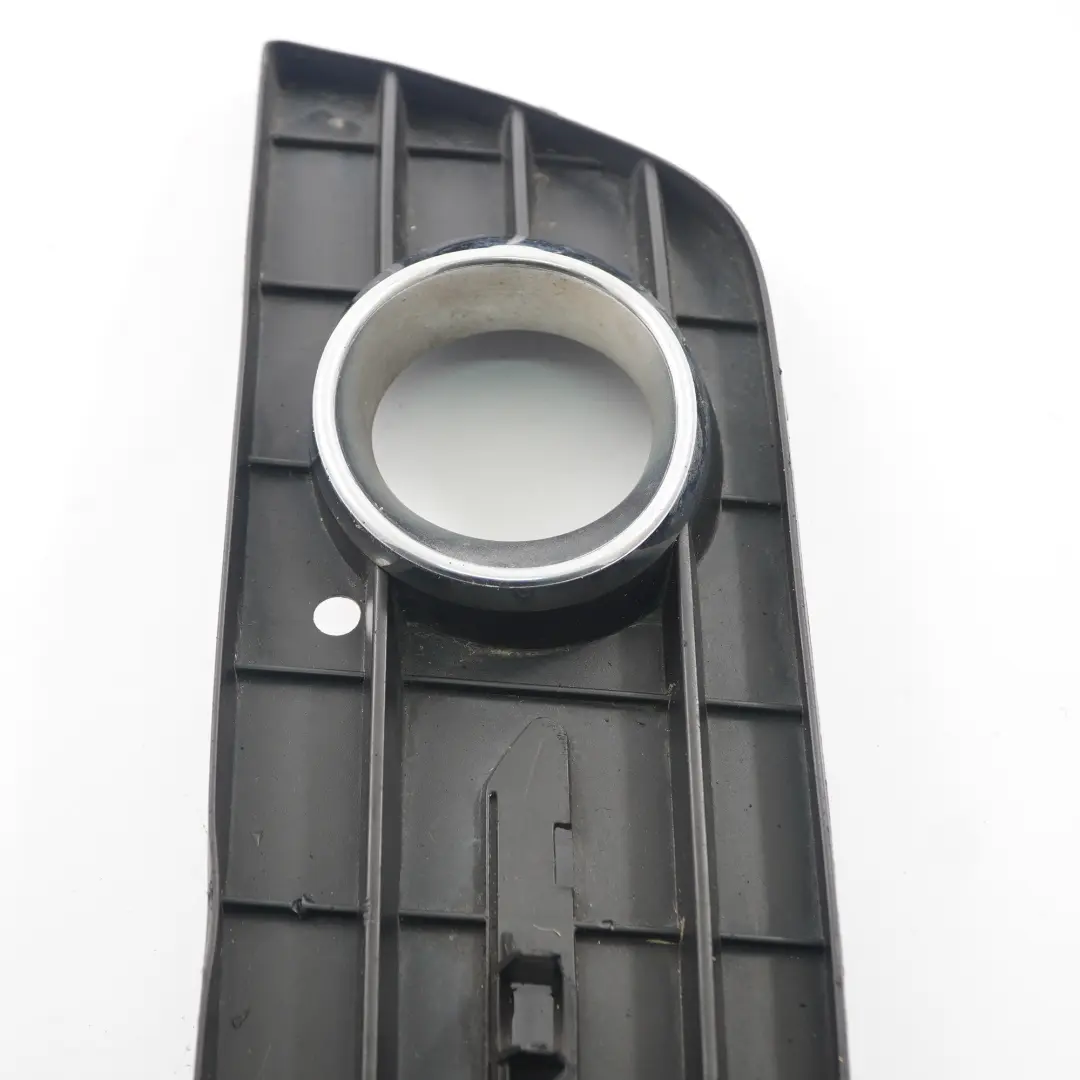 Vorderseite stoßstange Nebelscheinwerfer links grill für Mercedes W169 mit Teilenummer A1698871125 Mercedes W169 Vorderseite stoßstange Nebelscheinwerfer links grill - SKU A1698871125 - Teilenummer A1698871125