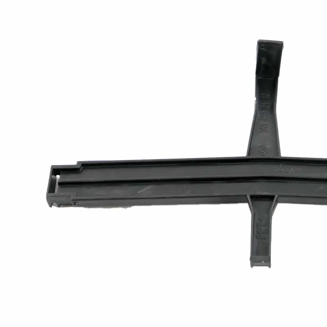Mercedes W169 W245 Trunk Holder Tool Kit Dispositivo Almacenamiento - SKU A1698990110 - Número de pieza A1698990110