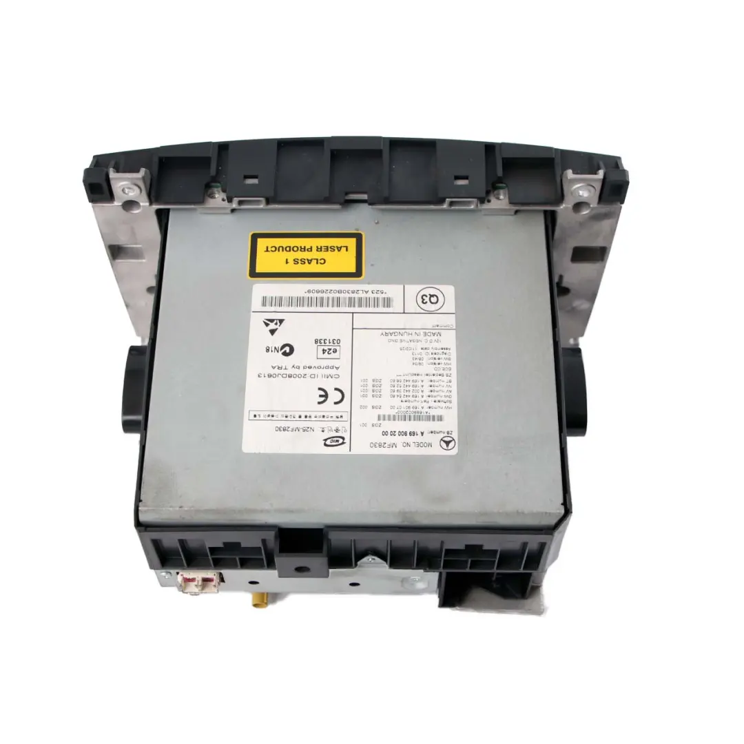  Autoradio Mercedes W169 W245 Lecteur CD Radio Audio - SKU A1699002000 - Numéro de pièce A1699002000