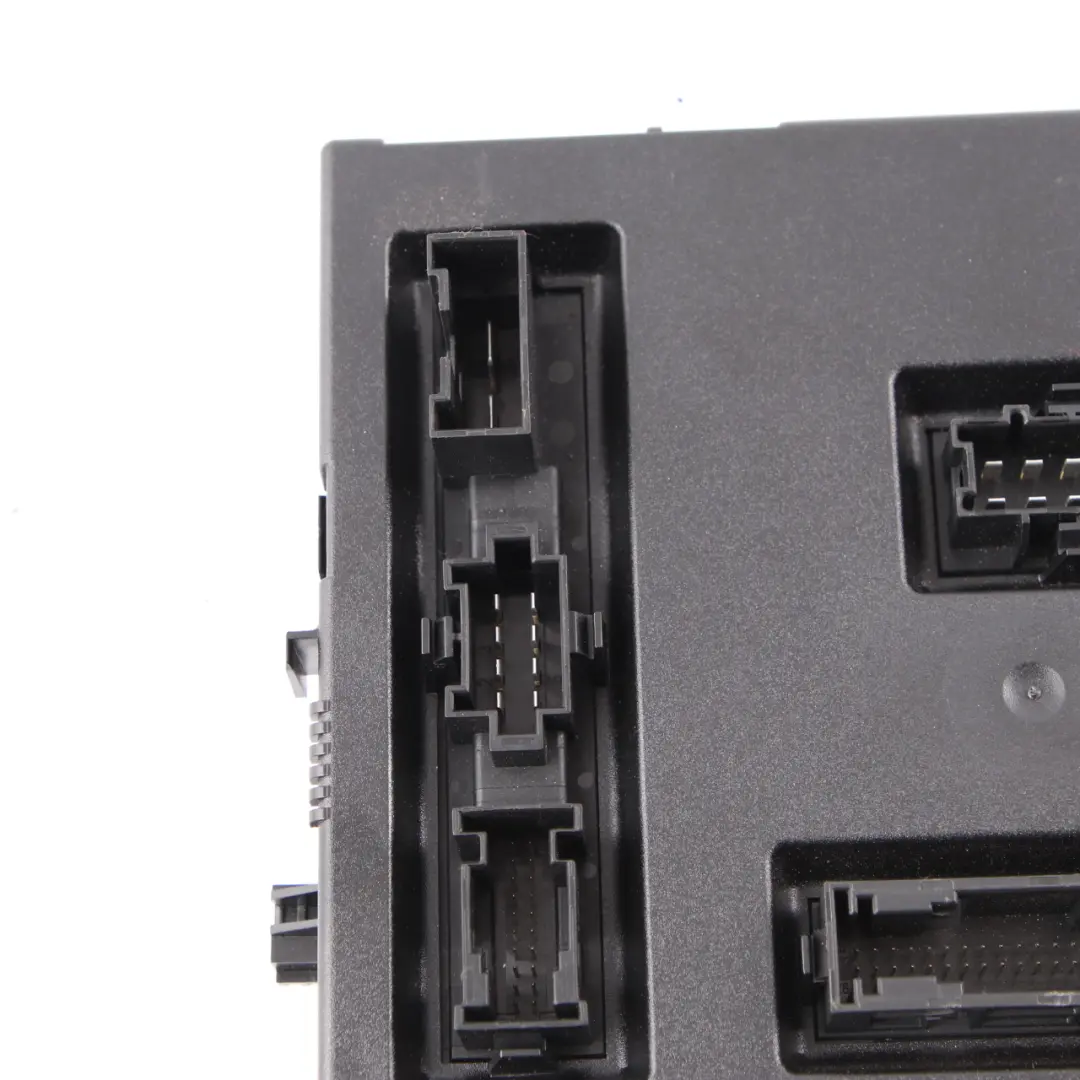 Fuse Box Mercedes W169 W245 SAM Body Control Module Unit ECU to with Part number A1699010100 Fuse Box Mercedes W169 W245 SAM Body Control Module Unit ECU - SKU A1699010100-2 - Part number A1699010100