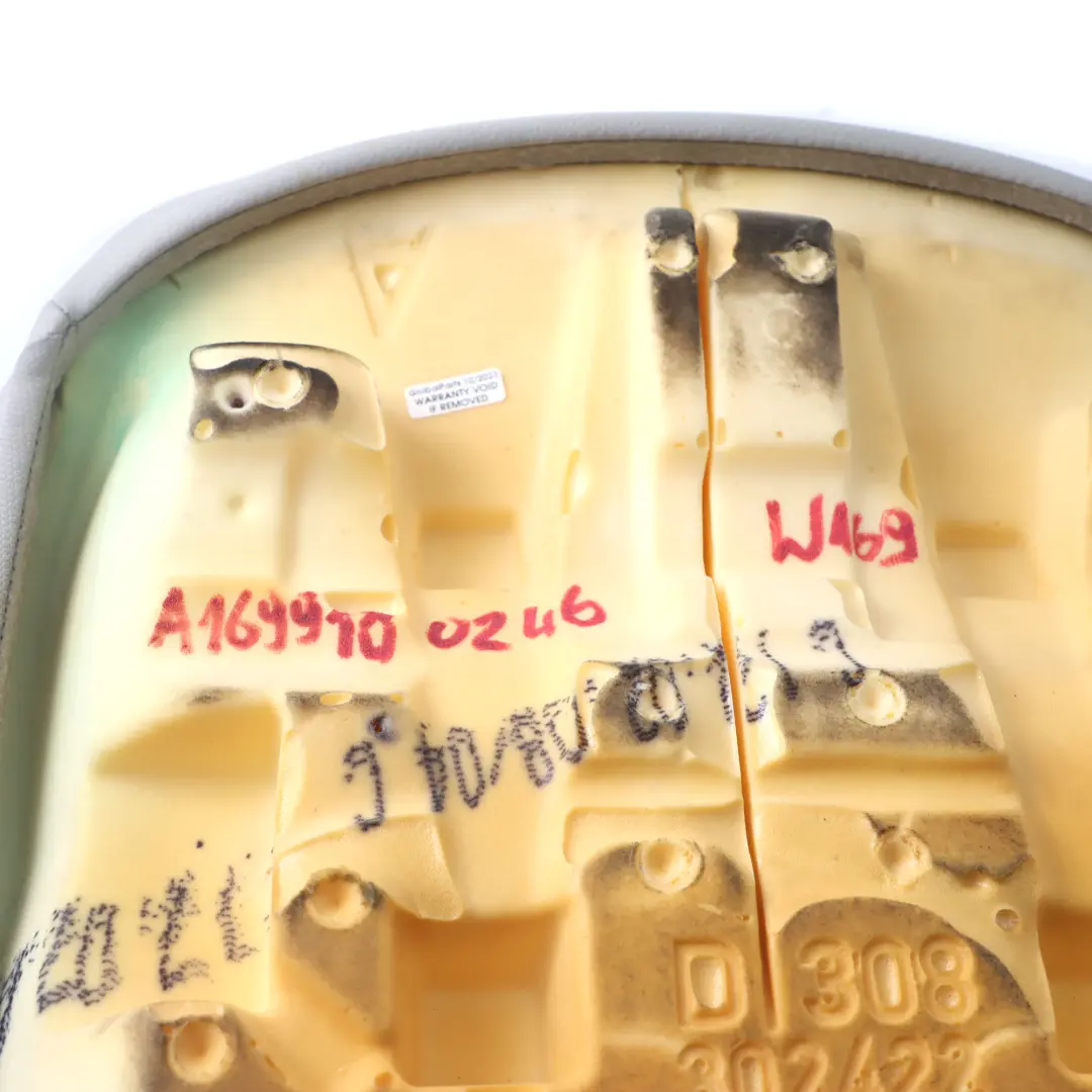 Vordersitz Stoff Leder Sitzbezug Verkleidung Grau für Mercedes W169 W245 mit Teilenummer A1699100246 Mercedes W169 W245 Vordersitz Stoff Leder Sitzbezug Verkleidung Grau - SKU A1699100246 - Teilenummer A1699100246