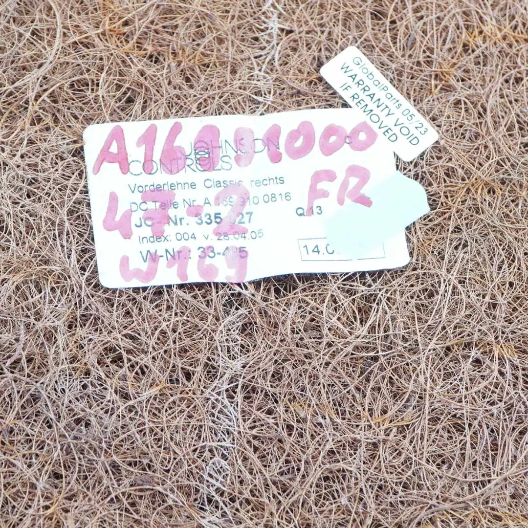 Sedile anteriore destro Coprischienale Panno Antracite per Mercedes W169 con numero di parte A1699100816 Mercedes W169 Sedile anteriore destro Coprischienale Panno Antracite - SKU A1699100816 - Numero di parte A1699100816