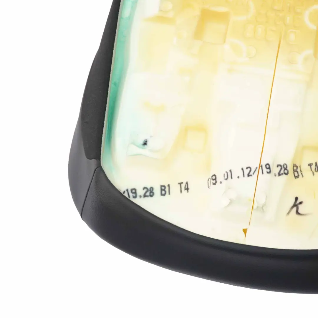 Vordersitz Stoff Lederbezug Schwarz Anthrazit für Mercedes W169 mit Teilenummer A1699101546 Mercedes W169 Vordersitz Stoff Lederbezug Schwarz Anthrazit - SKU A1699101546 - Teilenummer A1699101546