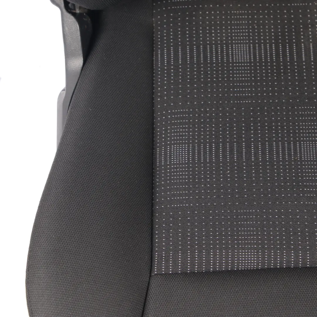 Fotel Siedzenie Lewy Przód Lewy Przedni Materiał Antracyt do Mercedes W169 o numerze A1699106347 Mercedes W169 Fotel Siedzenie Lewy Przód Lewy Przedni Materiał Antracyt - SKU A1699106347 - Numer Części A1699106347