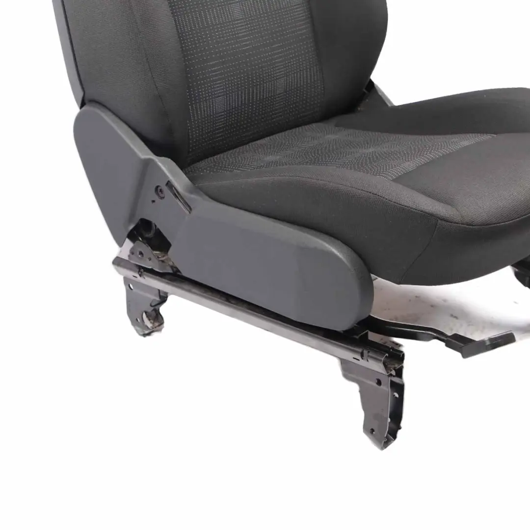 Mercedes W169 Tela Asiento Delantero Izquierdo Negro Antracita - SKU A1699106347 - Número de pieza A1699106347