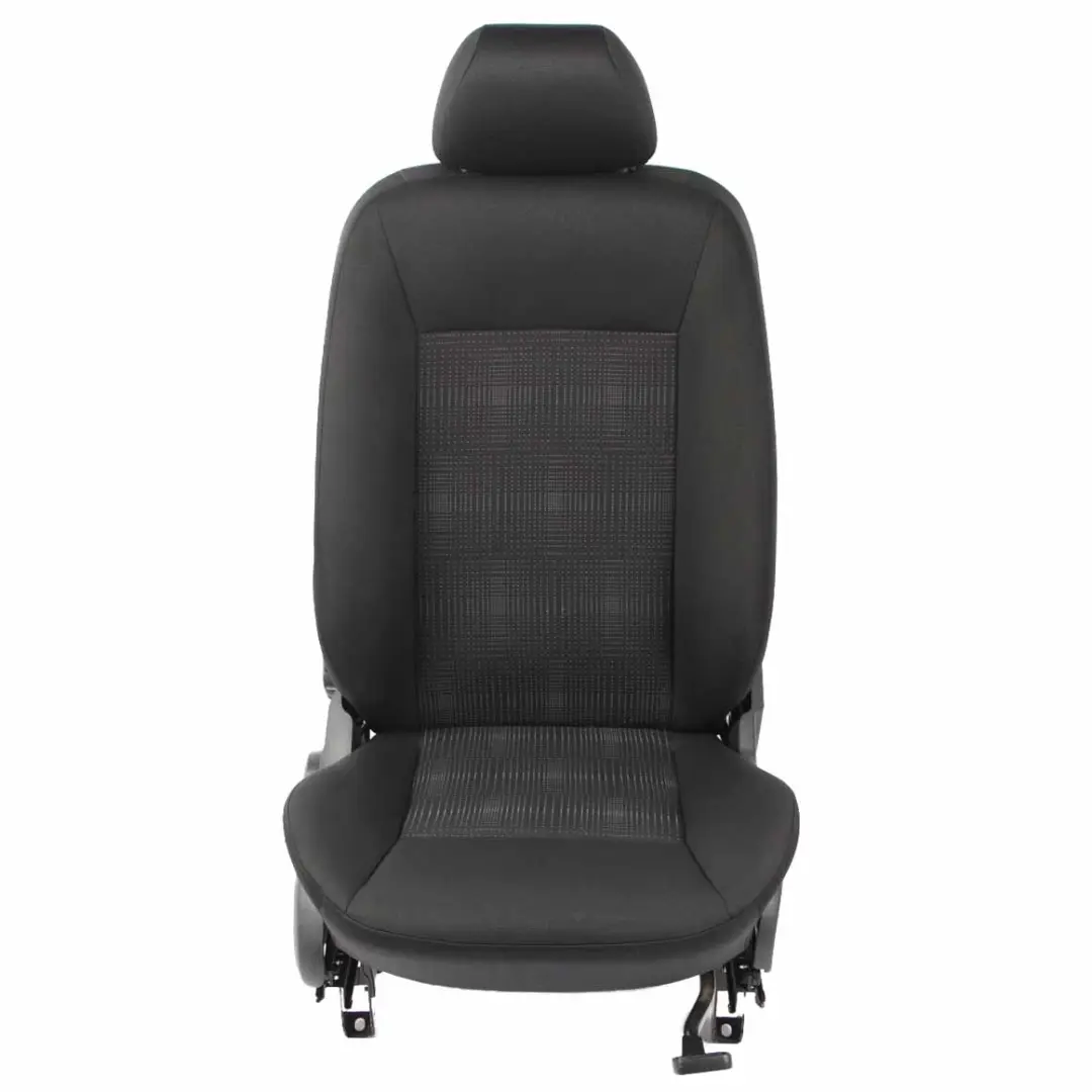 Mercedes A klasa W169 Fotel prawy materiał - SKU A1699106447 - Numer Części A1699106447