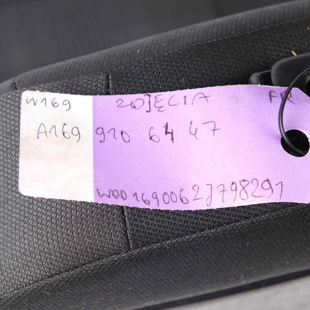 Mercedes-Benz Clase A W169 Tela Asiento Delantero Derecho Negro Antracita para con número de pieza A1699106447 Mercedes-Benz Clase A W169 Tela Asiento Delantero Derecho Negro Antracita - SKU A1699106447 - Número de pieza A1699106447