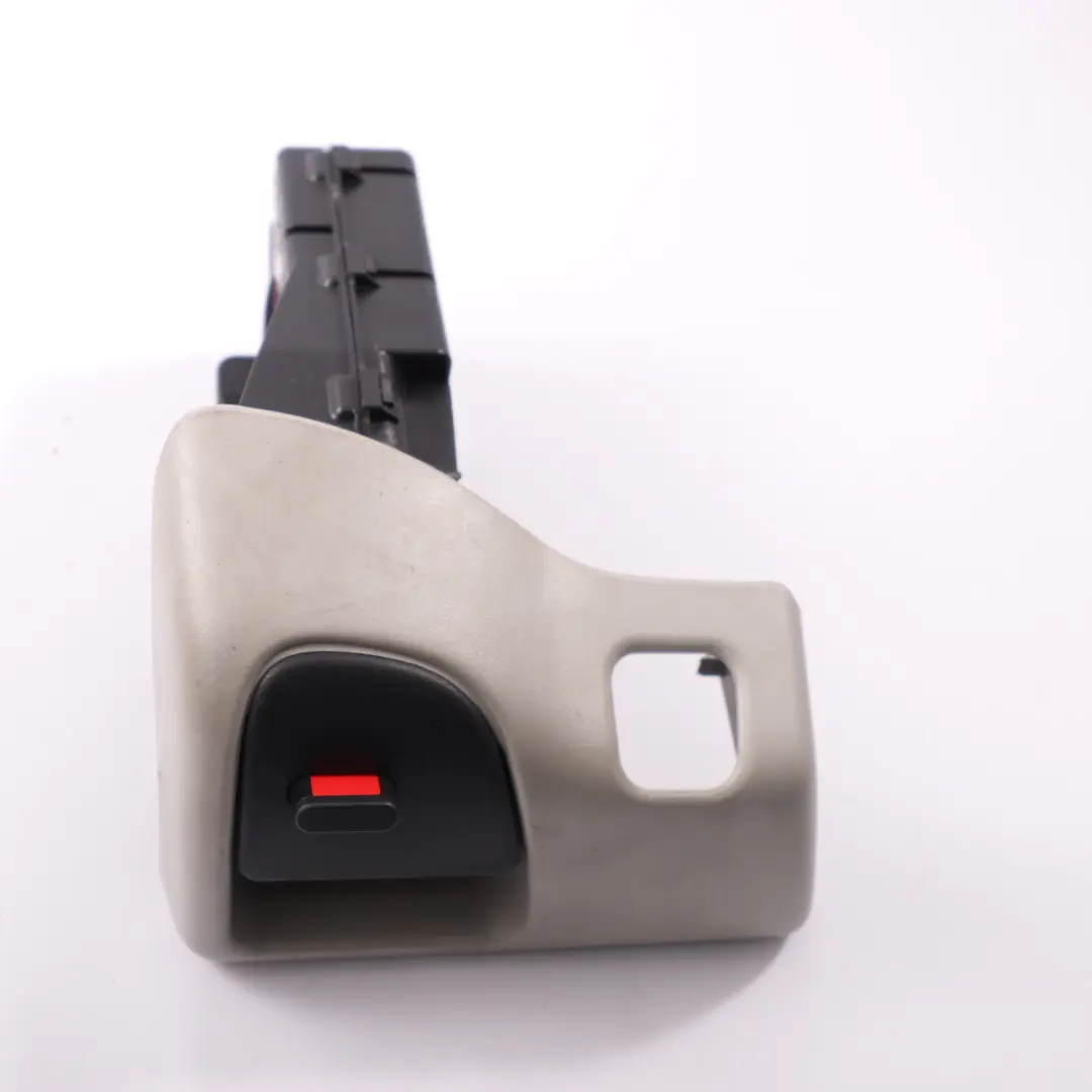 Blocco schienale Mercedes W169 W245 Sedile posteriore ribaltabile sinistra per con numero di parte A1699200972 Blocco schienale Mercedes W169 W245 Sedile posteriore ribaltabile sinistra - SKU A1699200972 - Numero di parte A1699200972