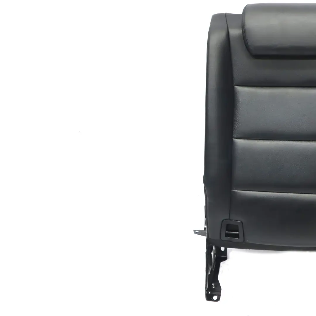 Siège Dossier Arrière Gauche Revêtement Cuir Nappa Noir pour Mercedes W245 à propos du numéro de pièce A1699201547 Mercedes W245 Siège Dossier Arrière Gauche Revêtement Cuir Nappa Noir - SKU A1699201547-1 - Numéro de pièce A1699201547