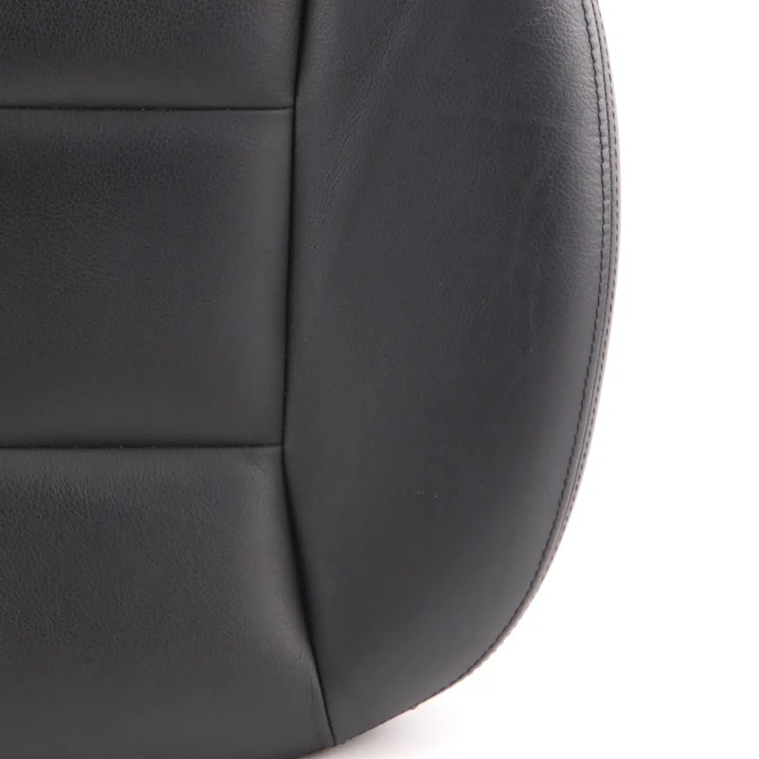Siège arrière gauche banquette cuir nappa noir pour Mercedes W245 à propos du numéro de pièce A1699201346 Mercedes W245 Siège arrière gauche banquette cuir nappa noir - SKU A1699201346 - Numéro de pièce A1699201346
