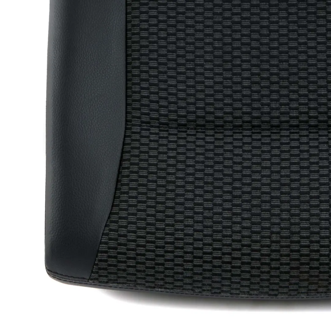 Fotel Kanapa Lewy Tył Półskóra do Mercedes W169 o numerze A1699204746 Mercedes W169 Fotel Kanapa Lewy Tył Półskóra - SKU A1699204746 - Numer Części A1699204746