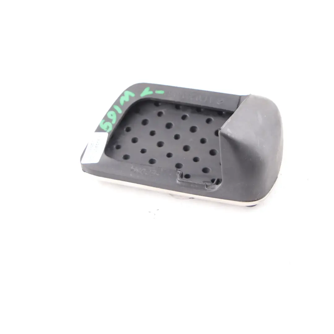 Brake Pedal Cover Mercedes W169 W176 W204 W212 Rubber Pad Automatic to with Part number A1702900182 Brake Pedal Cover Mercedes W169 W176 W204 W212 Rubber Pad Automatic - SKU A1702900182-1 - Part number A1702900182