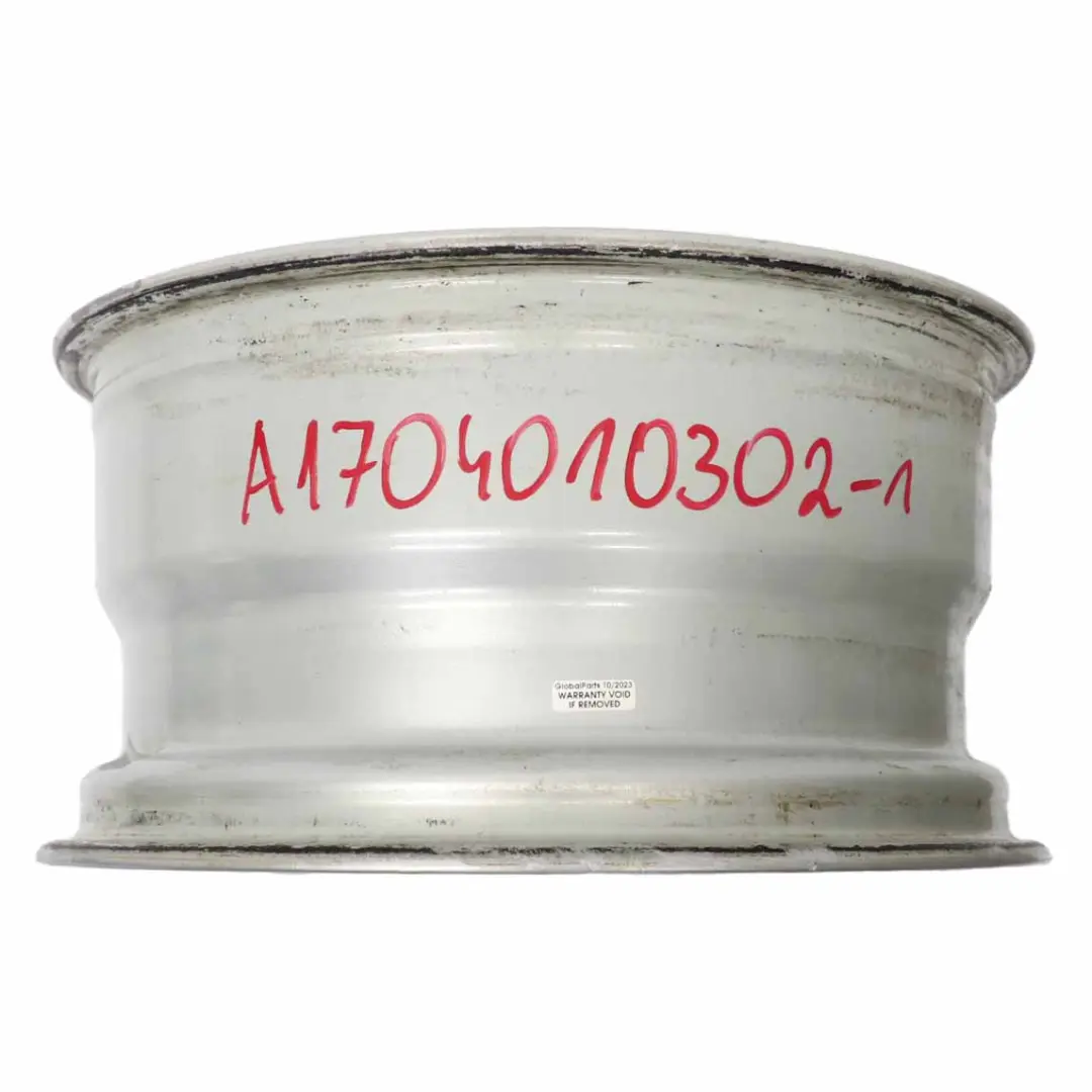 Cerchio in lega argento posteriore 16" 8J ET:30 per Mercedes SLK R170 con numero di parte A1704010302 Mercedes SLK R170 Cerchio in lega argento posteriore 16" 8J ET:30 - SKU A1704010302-1 - Numero di parte A1704010302