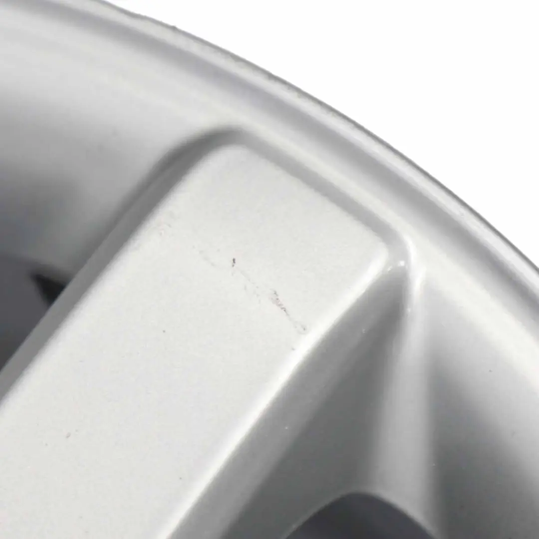 Felge hinten silber 16" 8J ET:30 für Mercedes SLK R170 mit Teilenummer A1704010302 Mercedes SLK R170 Felge hinten silber 16" 8J ET:30 - SKU A1704010302-1 - Teilenummer A1704010302