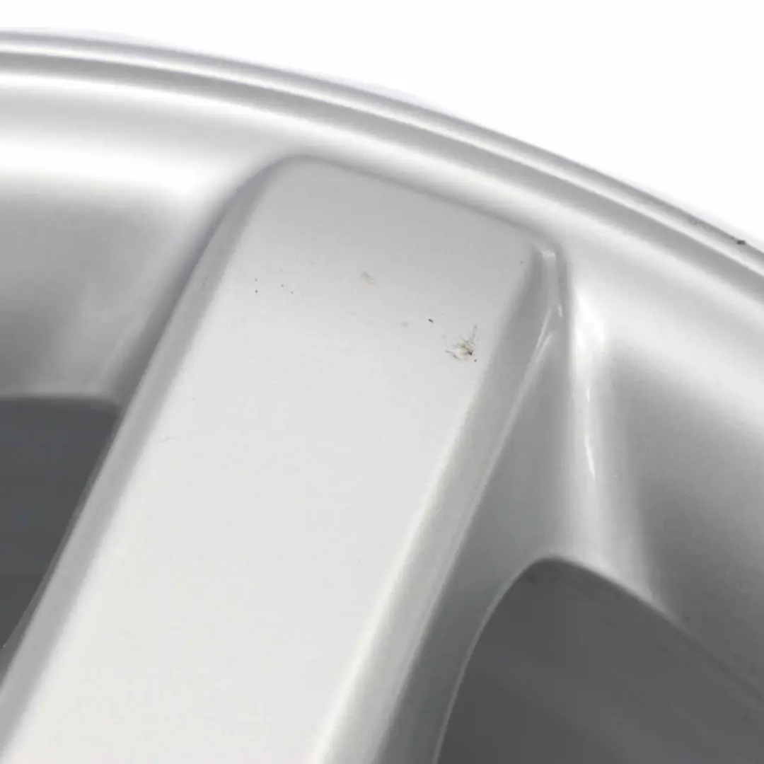 Felge hinten silber 16" 8J ET:30 für Mercedes SLK R170 mit Teilenummer A1704010302 Mercedes SLK R170 Felge hinten silber 16" 8J ET:30 - SKU A1704010302-1 - Teilenummer A1704010302