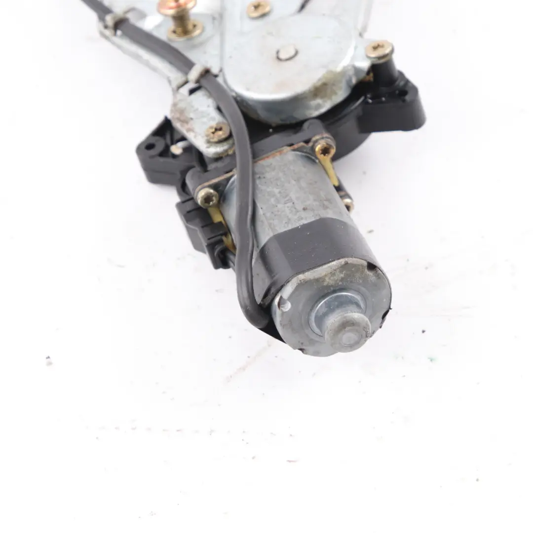 Fensterheber Regulator Mechanismus hinten rechts für Mercedes SLK R170 mit Teilenummer A1706700203 Mercedes SLK R170 Fensterheber Regulator Mechanismus hinten rechts - SKU A1706700203 - Teilenummer A1706700203