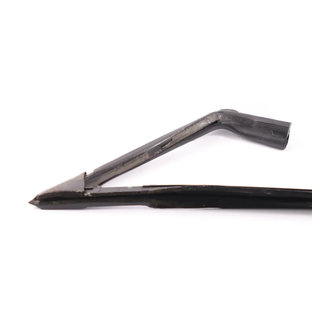 Joint de Porte Avant Droit Joint Cadre Caoutchouc pour Mercedes SLK R170 à propos du numéro de pièce A1707200278 Mercedes SLK R170 Joint de Porte Avant Droit Joint Cadre Caoutchouc - SKU A1707200278 - Numéro de pièce A1707200278