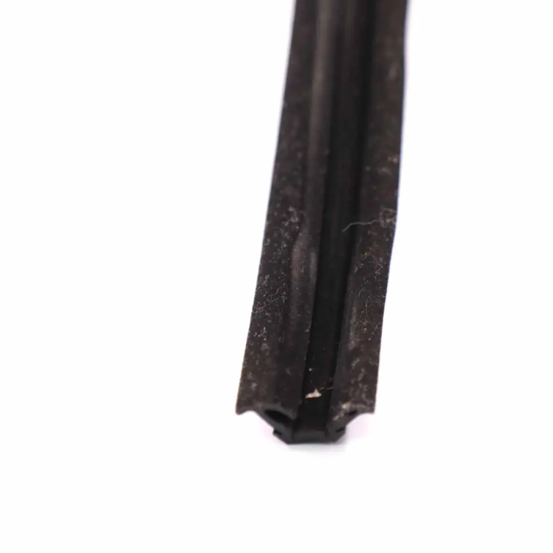 Sello puerta delantera derecha Junta marco goma para Mercedes SLK R170 con número de pieza A1707200278 Mercedes SLK R170 Sello puerta delantera derecha Junta marco goma - SKU A1707200278 - Número de pieza A1707200278