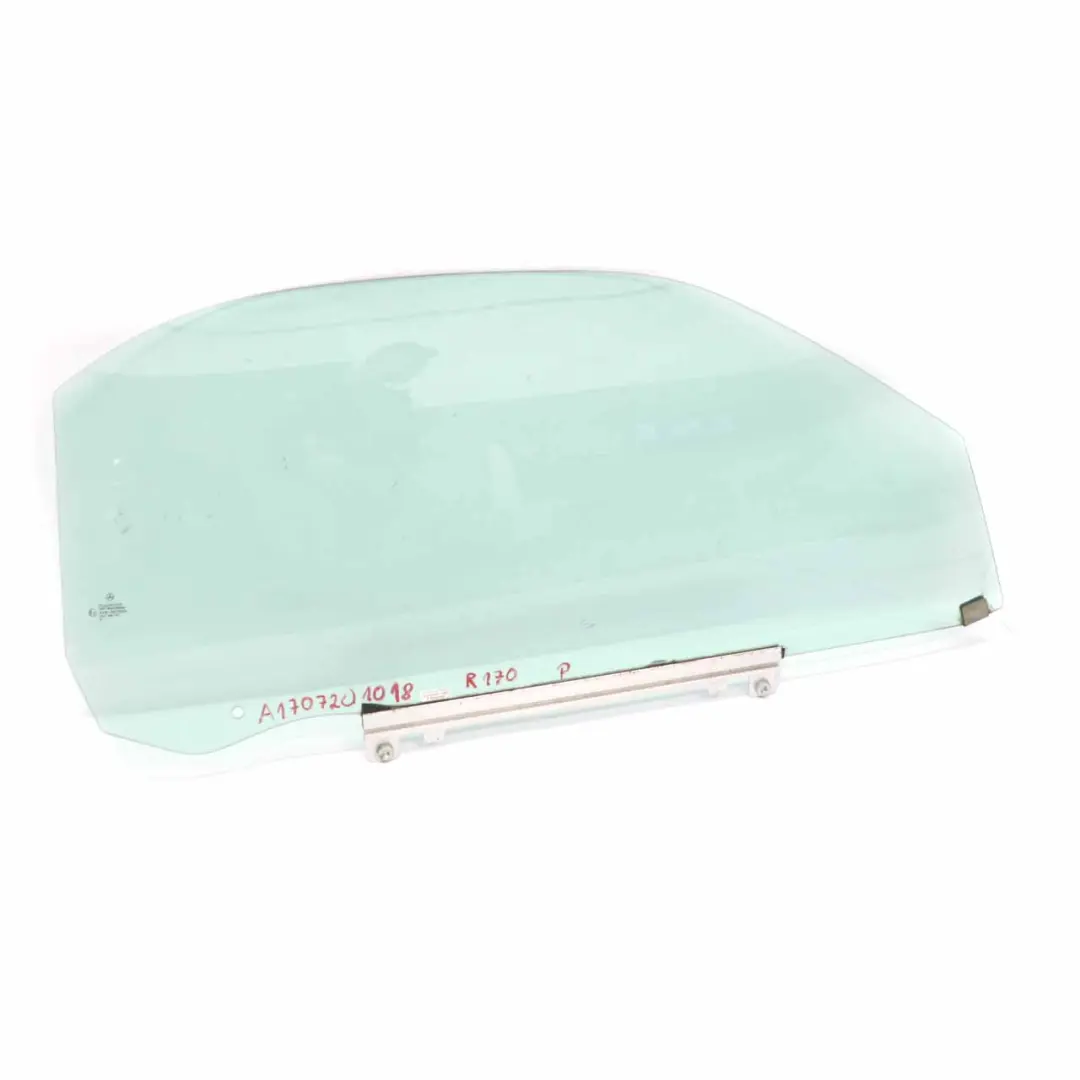 Finestrino laterale porta anteriore destra vetro verde AS2 per Mercedes SLK R170 con numero di parte A1707201018 Mercedes SLK R170 Finestrino laterale porta anteriore destra vetro verde AS2 - SKU A1707201018 - Numero di parte A1707201018