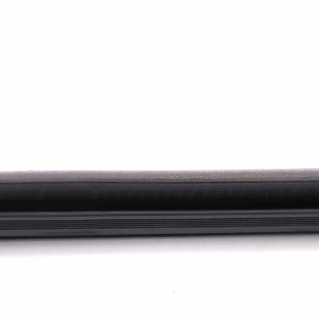 Sello ventana puerta delantera derecha Junta goma para Mercedes SLK R170 con número de pieza A1707251065 Mercedes SLK R170 Sello ventana puerta delantera derecha Junta goma - SKU A1707251065 - Número de pieza A1707251065